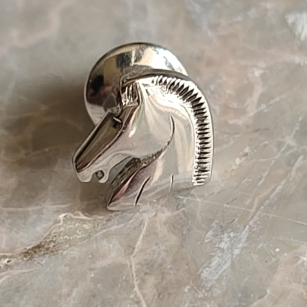 Vintage 1979‎ Avon horse head silver tone